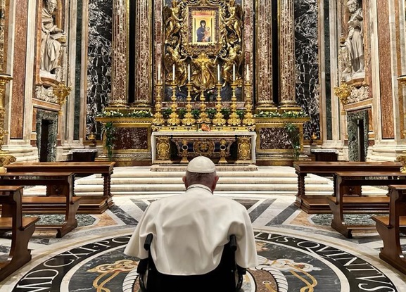 Papst Franziskus: 'Die Sprache der Nächstenliebe'